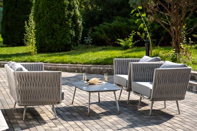 "Монако" лаунж-зона 4-местная из роупа со столом "Верона" (серый гранит), каркас светло-серый, роуп светло-серый "Монако" лаунж-зона 4-местная из роупа со столом "Верона" (серый гранит), каркас светло-серый, роуп светло-серый