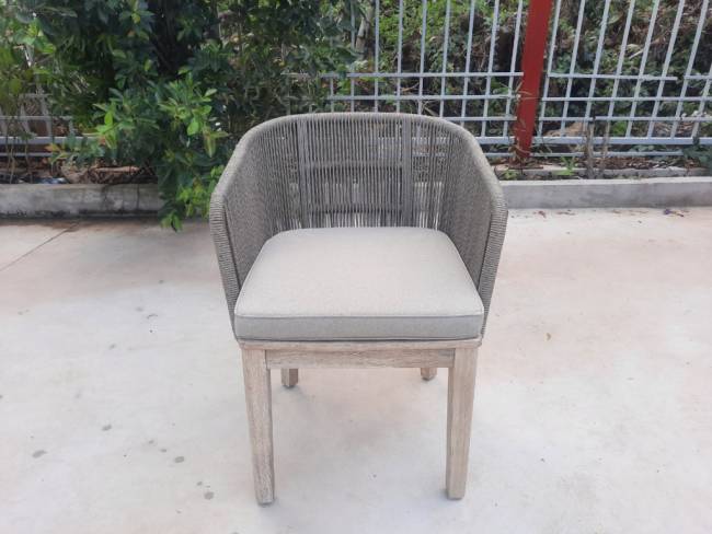 Комплект деревянной мебели Kia Flores Комплект деревянной мебели Kia Flores