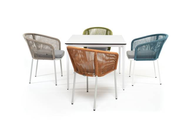 "Аркобалено" обеденная группа на 4 персоны со стульями "Марсель", каркас белый, роуп цветной "Аркобалено" обеденная группа на 4 персоны со стульями "Марсель", каркас белый, роуп цветной